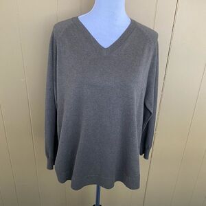 Survival women L V-cut Longsleeve sweater w/side slits olive green